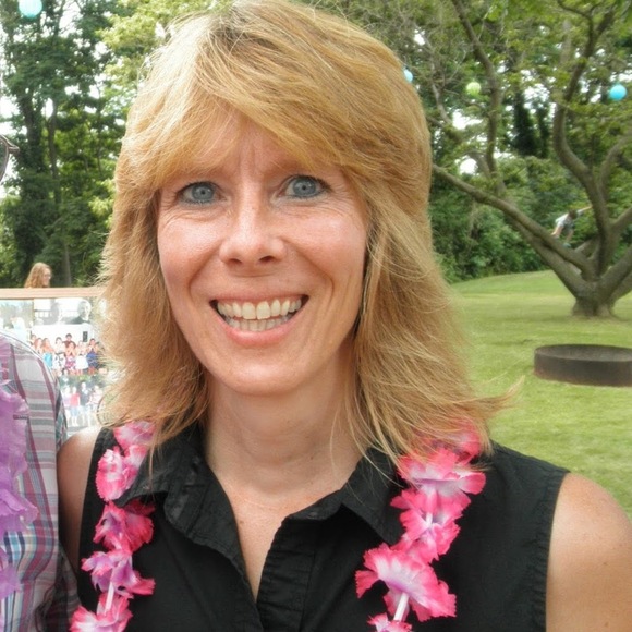 Meet your Posher, Shelley - Picture 1 of 1